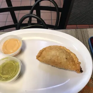 Don't let the looks fool you Hawaiians empanada delicious