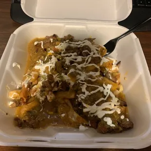 Supposed to be warm carnie Asada fries, but it ain&apos;t nothing like that
