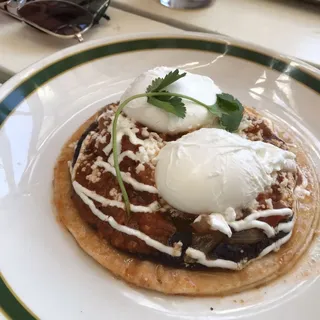 HUEVOS RANCHEROS