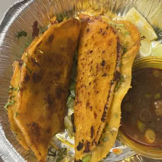 BRUNCH BIRRIA TACOS