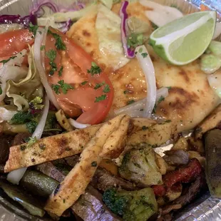 Arepo bowl, mixed - veggies, chicken, steak. Delicious!