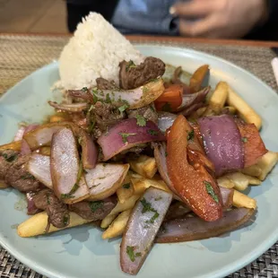 Lomo Saltado