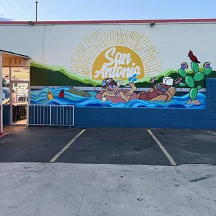 Parking/ outdoor seating