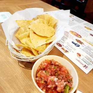 CHIPS &amp; SALSA