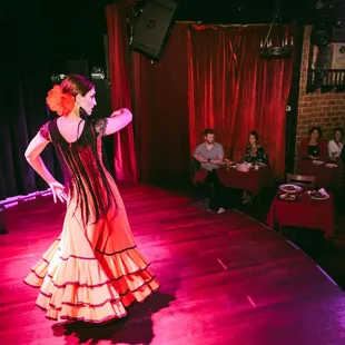 Join us for our Saturday night flamenco dinner show