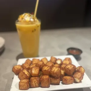 Queso Frito Con Salsa De Guayaba