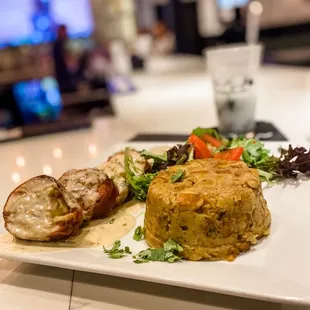 Pechugas rellenas con yuca