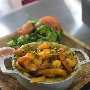 Mofongo con camarones en salsa