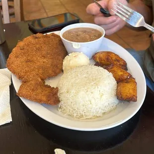 Bistec empanizado