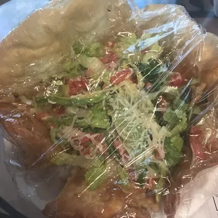 Tostada compuesta chicken