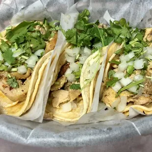 Pollo asado tacos