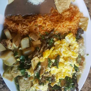 Chilaquiles Saltiados, scrambled egg.