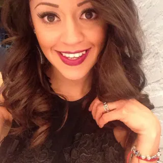 Cinthia M.