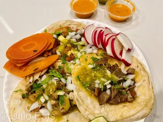 Los Arcos Birrieria and Taco Shop