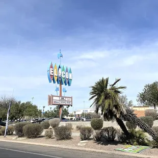 A Blast From The Past: (So Many Signs In Tucson Stay True To Their Bright Lights &amp; Colors)