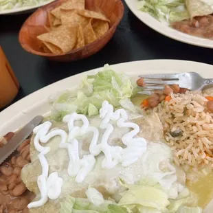 Chicken enchiladas (verde)