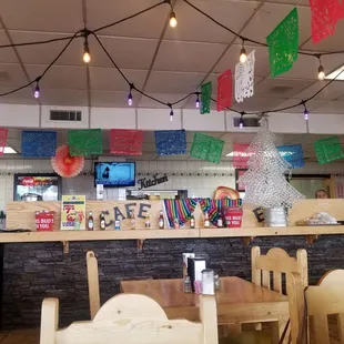 sushi and sashimi, interior