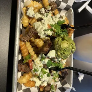 Carne Asada Fries, a 10/10 and an EXPLOSION of flavor!!! Fries are crispy outside and creamy inside, the steak is perfect
