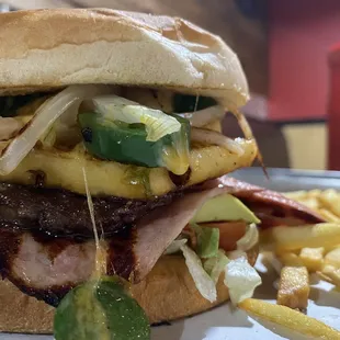 Hawaiian Hamburguesa Hawaiian