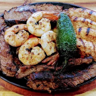 Mixed fajitas