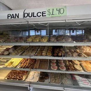 donuts, dough desserts, food