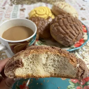 donuts, food, dough desserts