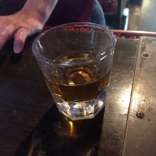 drink, oysters and mussels