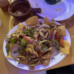 Fajita nachos with chicken