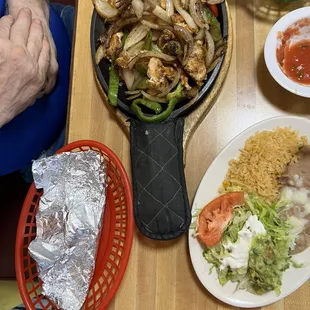 Huge chicken Fajita plate