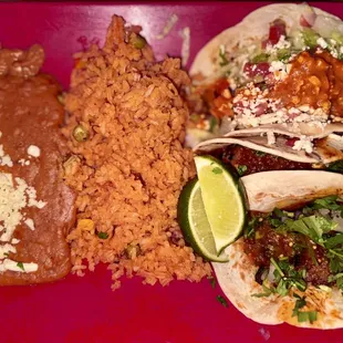 Taco dinner: Two - Pastor Al Trompo and one Los Cabos