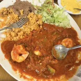 Shrimp tasted like tap water and rice was old