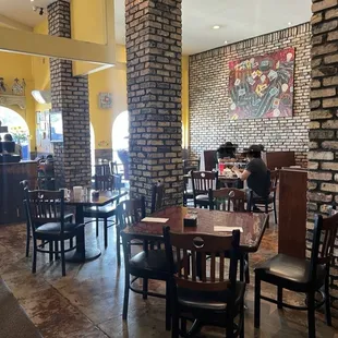 Additional seating at front