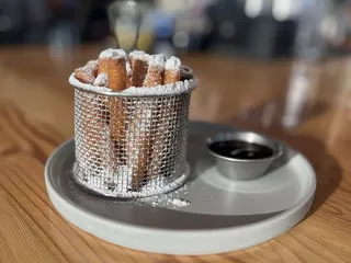 Mule Car Smokehouse