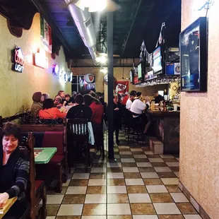 Simply the perfect place, chosen by satisfied customers to enjoy delicious food as well as their favorite drinks