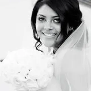 Evelyn Carla B.