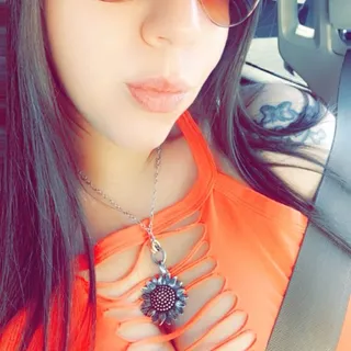 Elizabeth R.