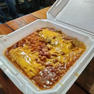 We ordered 2 different meals and I took a pic of each.. honestly can't tell them apart.