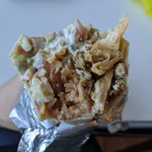 Carnitas burrito - 4 stars. Love that they give the meat a nice crisp. Fri takeout lunch 2022-05-13