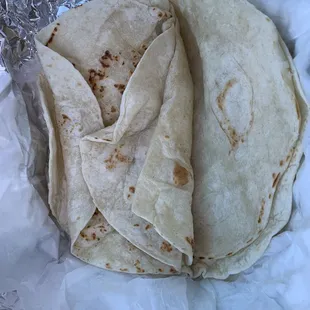 9/27/2022:  The quality of the flour tortillas appear handmade.