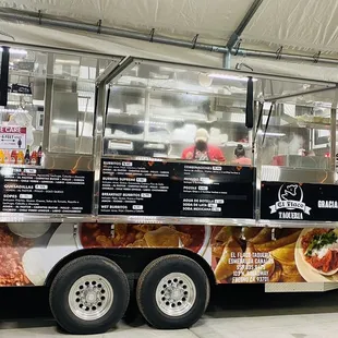 Finally a taco truck near my neighborhood!!