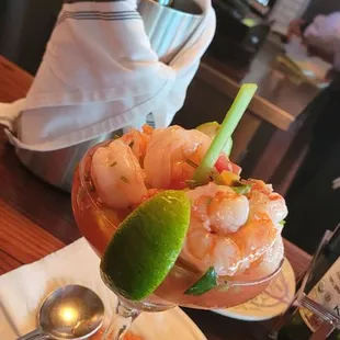 Coctel de camarones, estilo Mexicano