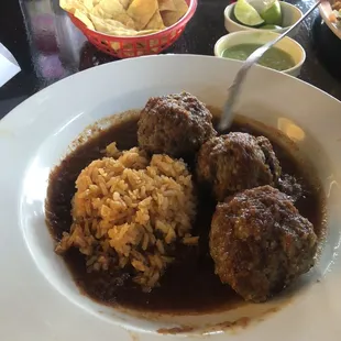 Albondigas