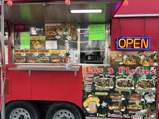 Los 3 Tres Plebes Baked Potatos and Corn