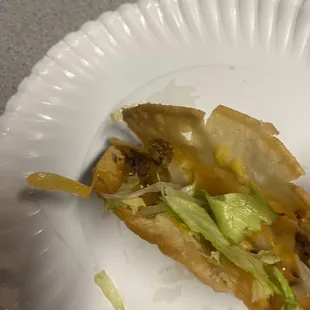 Tacos are really small and they have about 3 pieces of lettuce?