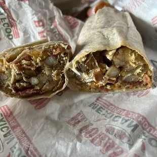 Bacon breakfast burrito