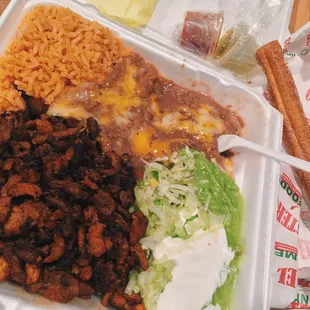 Adobada plate + 1 churro: $12.59