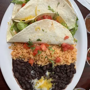 Shredded chicken tacos~