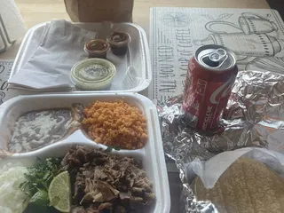 Esma's Italian Restaurant and Carnitas Michoacanas