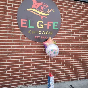 the entrance to el - g - fe chicago