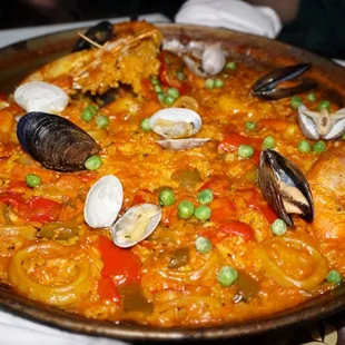 Paella de mariscos. 3/5 stars